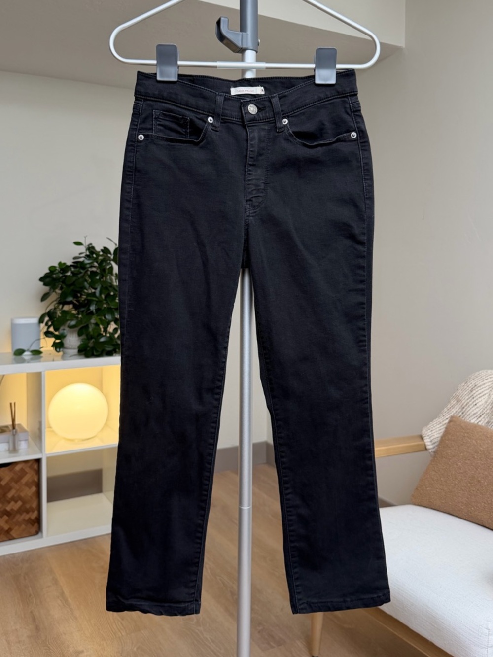 Women’s | Levi’s Classic Straight Jeans Black | Size 8
